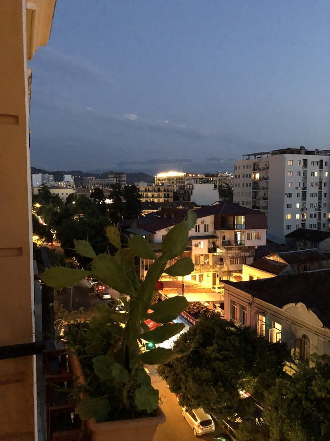 Apartment Gio Батумі Екстер'єр фото